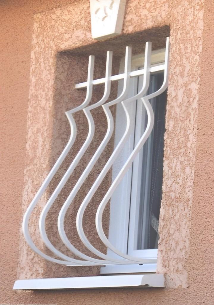 Supports pour encadrements de Fenêtres Lavernose-Lacasse